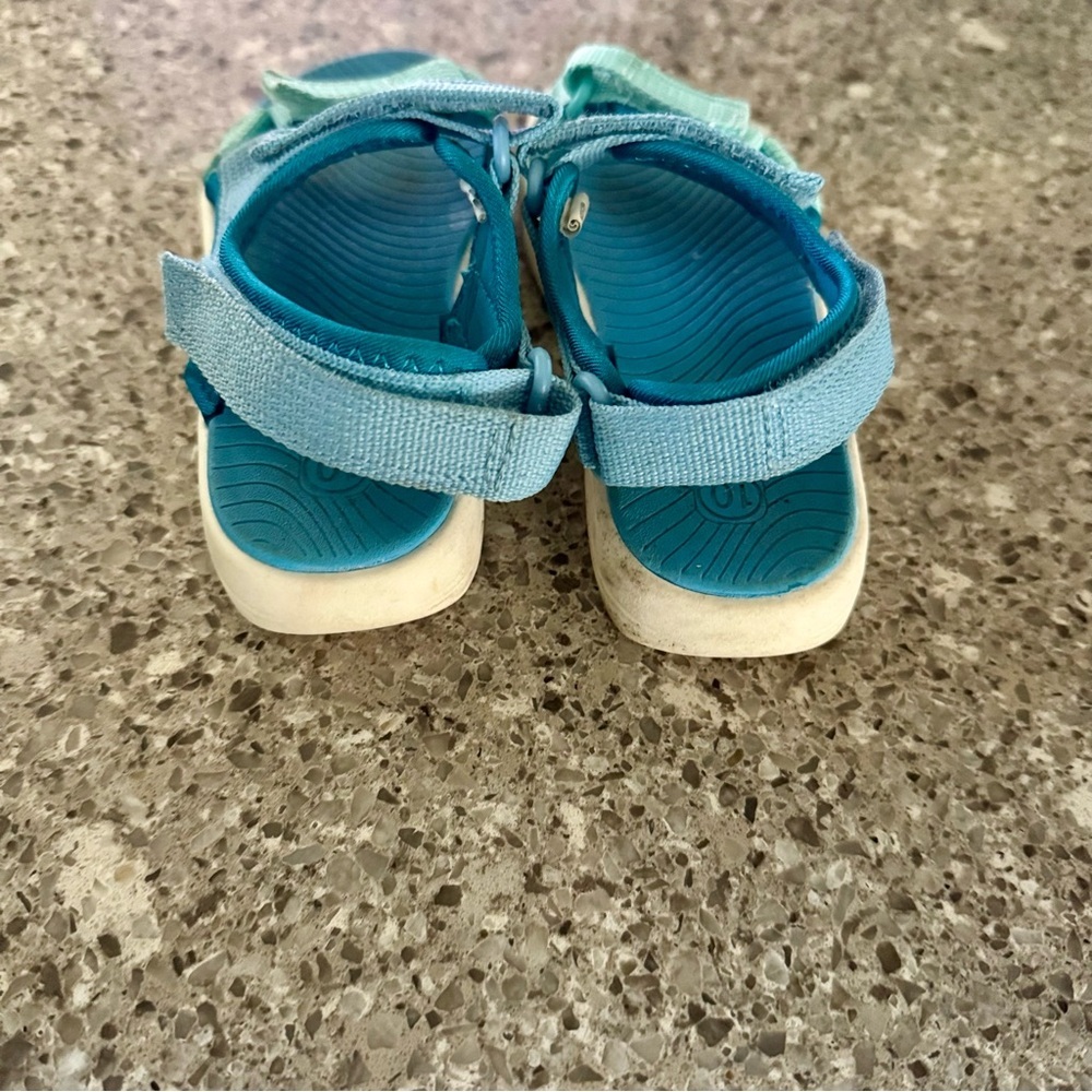 Kid's COLORBLOCK Blue Velcro Cat & Jack Sandals - Size 10C 🐾👡 - Picture 6 of 12